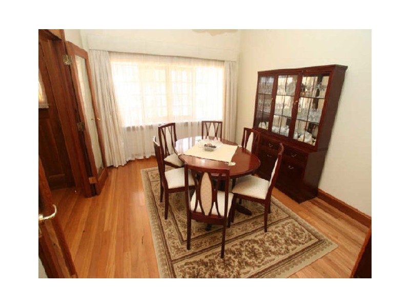 70 Bardwell Rd, Bardwell Park NSW 2207