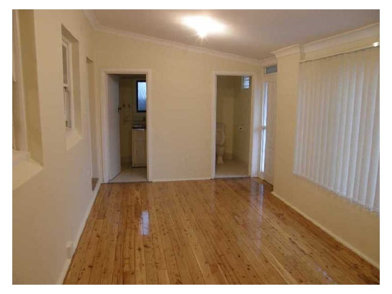 12 Miller St, Kingsgrove NSW 2208