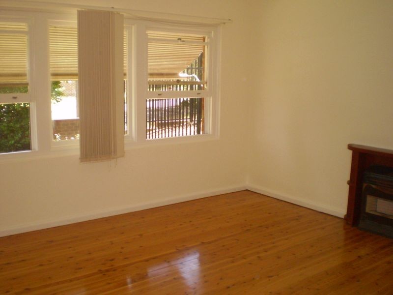 12 Miller St, Kingsgrove NSW 2208