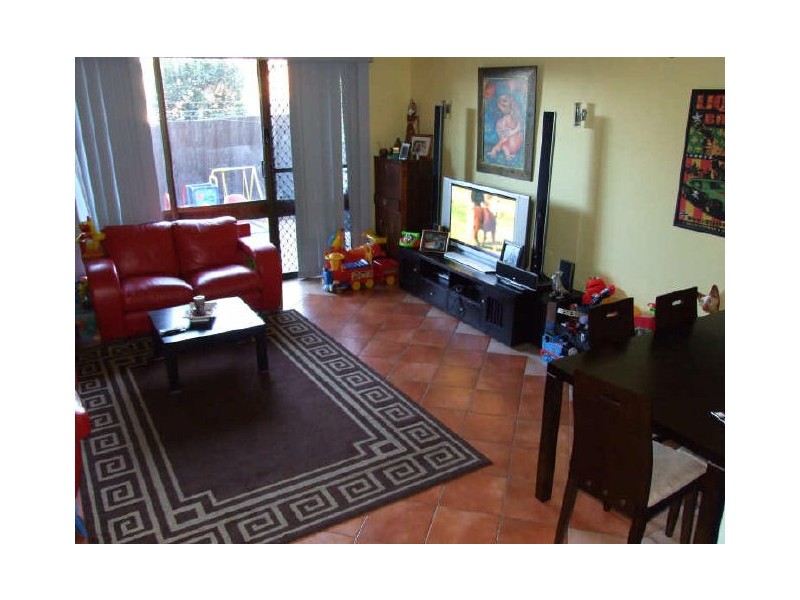 7/19-21 Flinders Rd, Earlwood NSW 2206