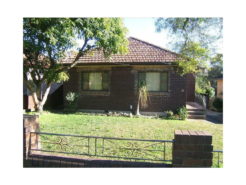 17 Hamel Crescent, Earlwood NSW 2206