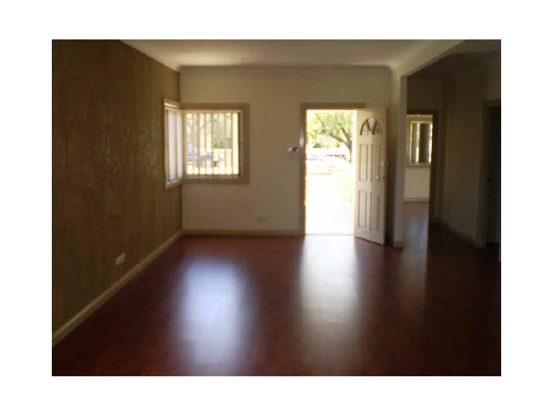 10 Ada Street, Kingsgrove NSW 2208