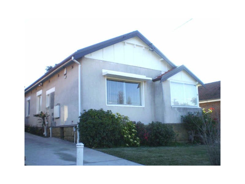 9 Main Street, Earlwood NSW 2206