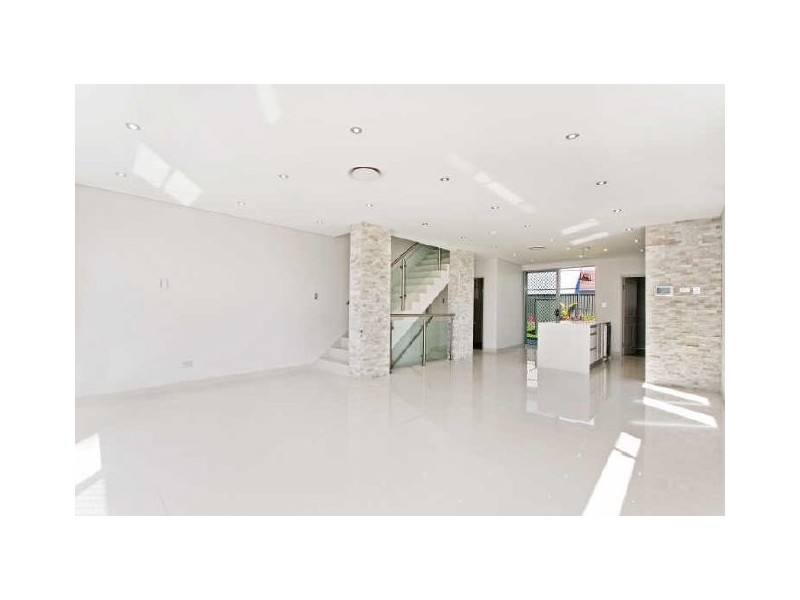 2 Caroline Street, Earlwood NSW 2206