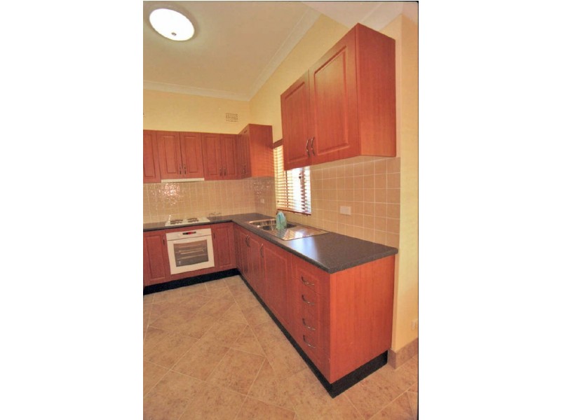 6 Cross Street, Campsie NSW 2194