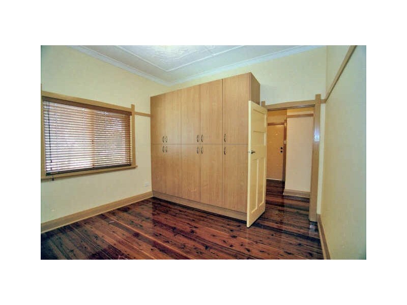6 Cross Street, Campsie NSW 2194