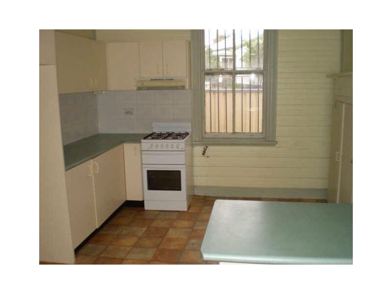 35 Undercliffe Road, Earlwood NSW 2206