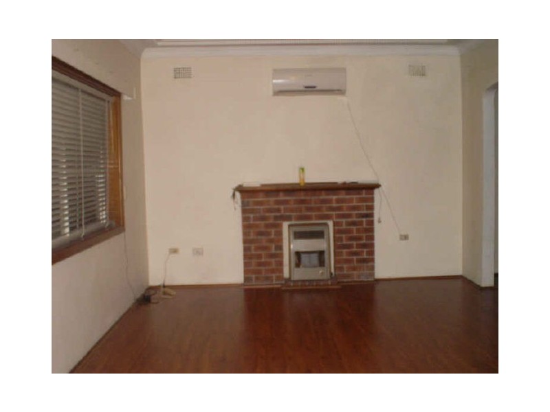 54 Warejee St, Kingsgrove NSW 2208