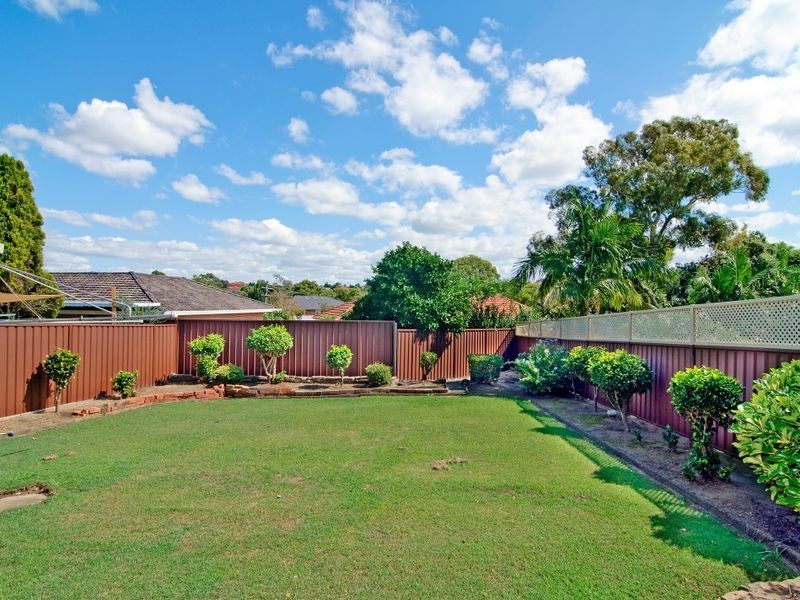 6 Braeside Crescent, Earlwood NSW 2206