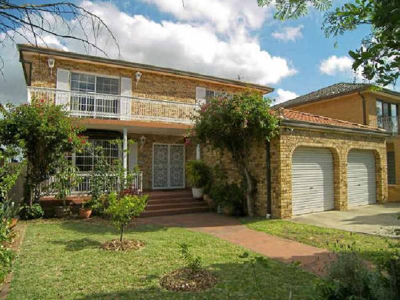 8 Olive Street, Kingsgrove NSW 2208