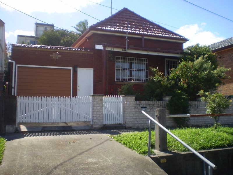 13 Thornley St, Marrickville NSW 2204