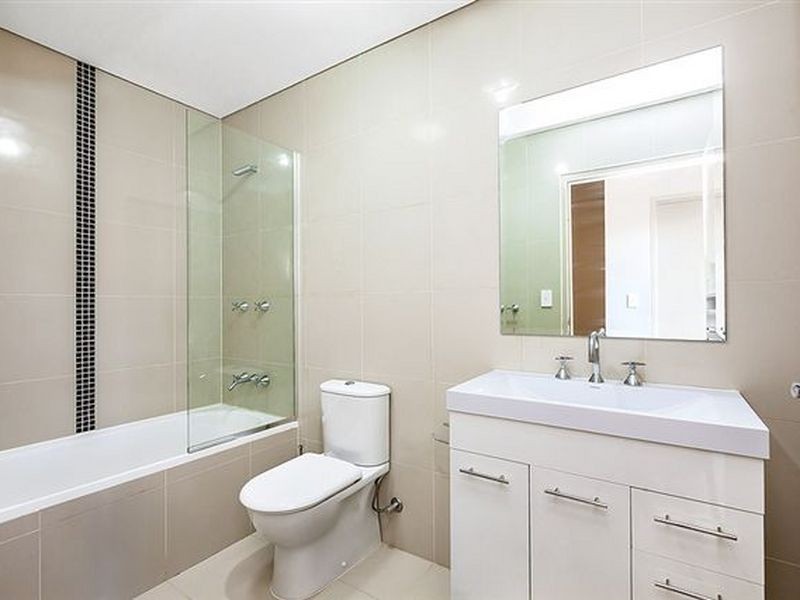 324 William St, Kingsgrove NSW 2208