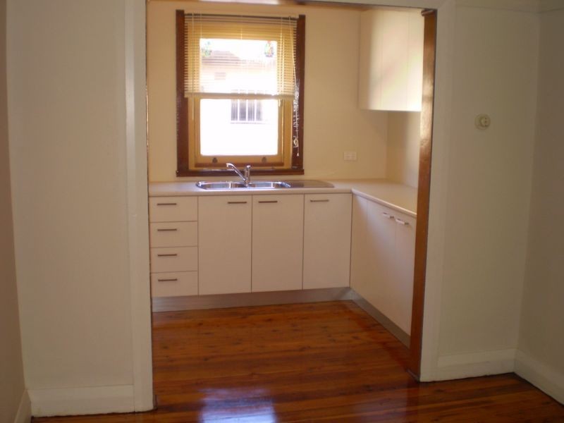 26 Earlwood Avenue, Earlwood NSW 2206