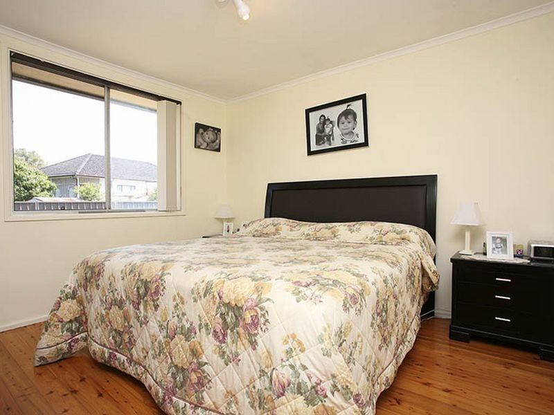 2/48 Flora St, Roselands NSW 2196