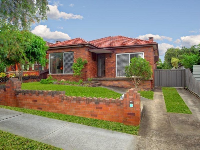 14 Eulabah Avenue, Earlwood NSW 2206