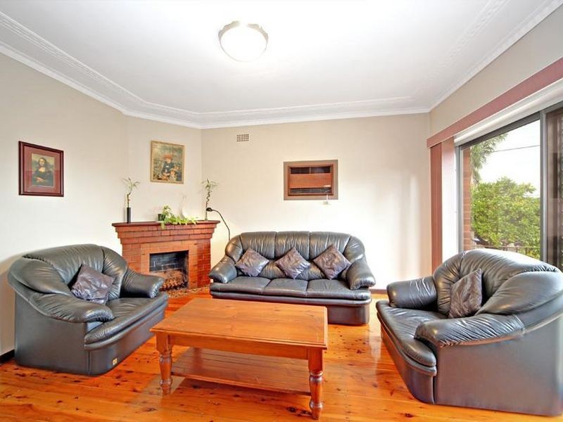 14 Eulabah Avenue, Earlwood NSW 2206