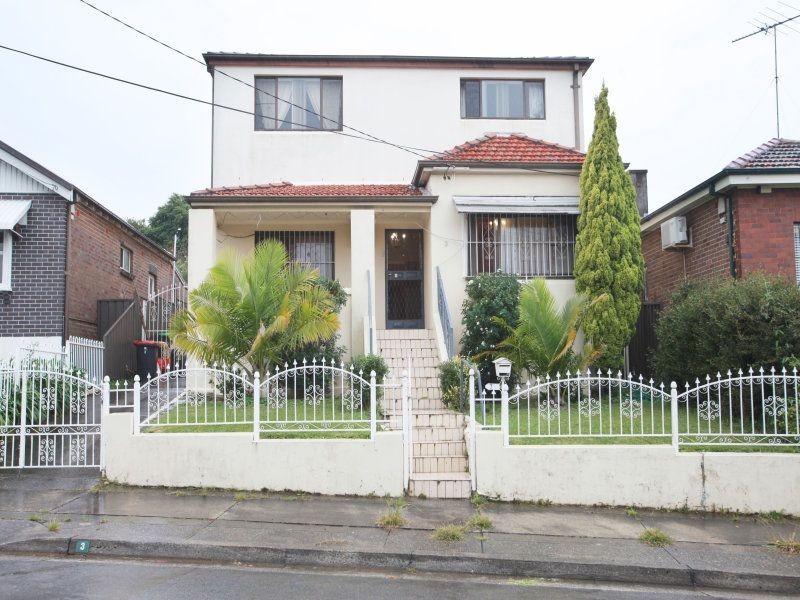 3 Angus Street, Earlwood NSW 2206