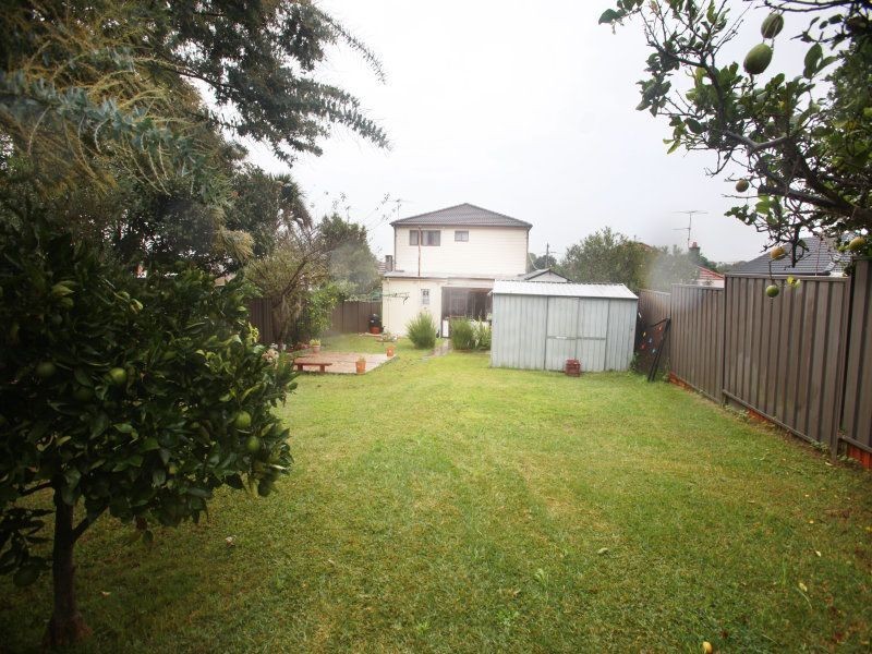 3 Angus Street, Earlwood NSW 2206