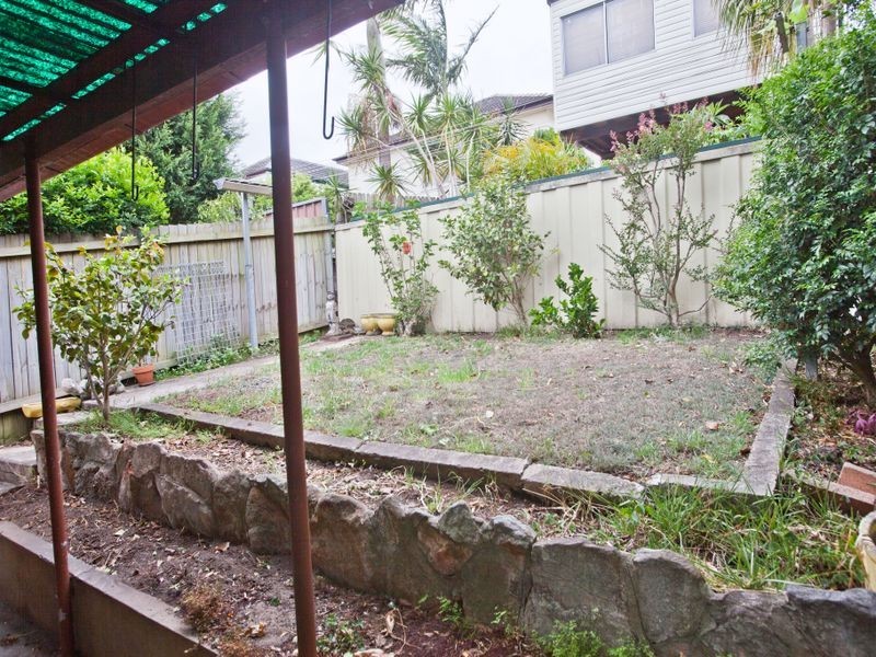 64 Woolcott St, Earlwood NSW 2206