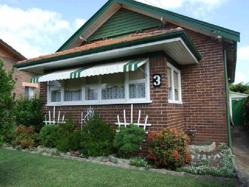 3 Narani Crescent, Earlwood NSW 2206