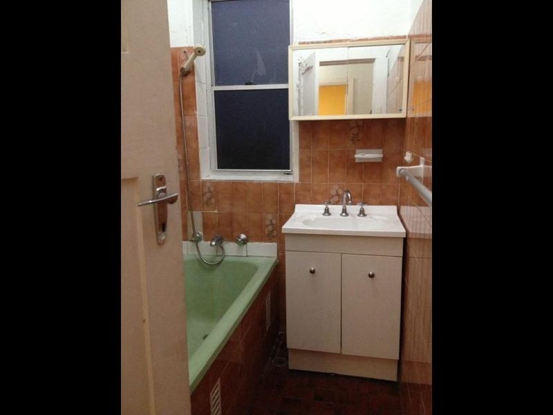 11 Moncur Avenue, Belmore NSW 2192