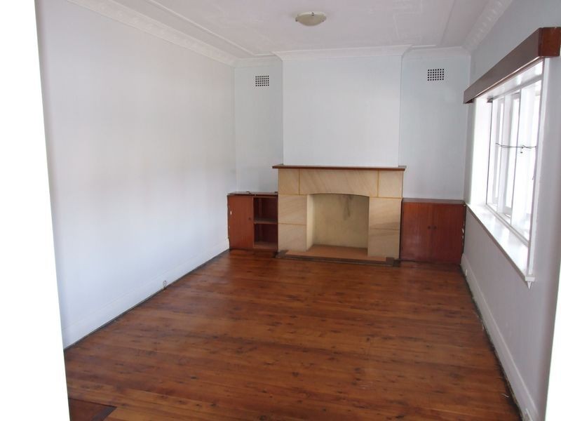 65 Gueudecourt Avenue, Earlwood NSW 2206