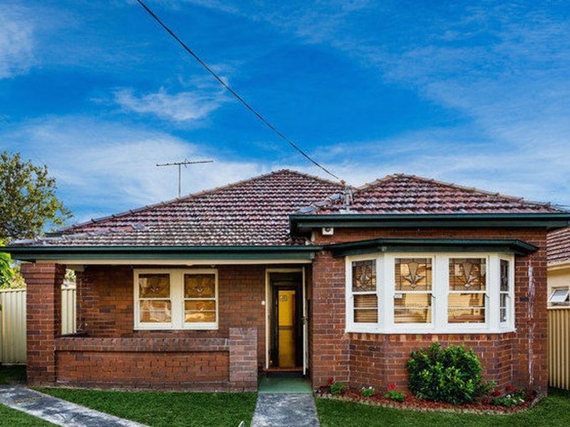 25 Woolcott Street, Earlwood NSW 2206