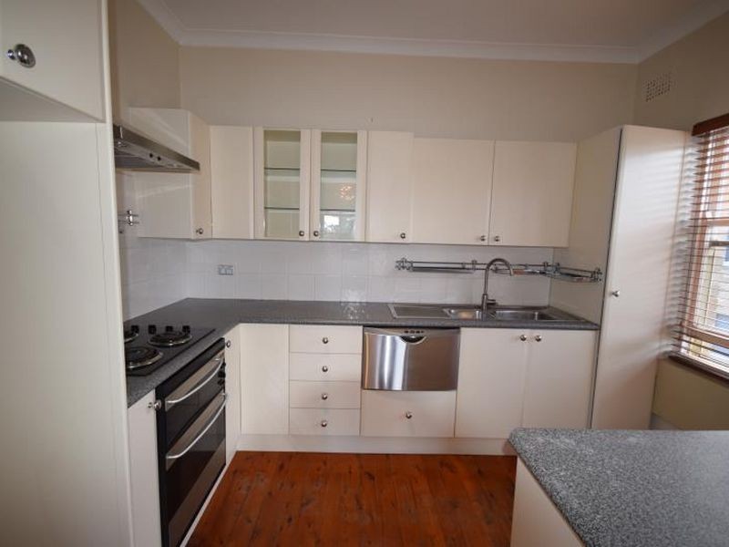 186 Russell Avenue, Dolls Point NSW 2219