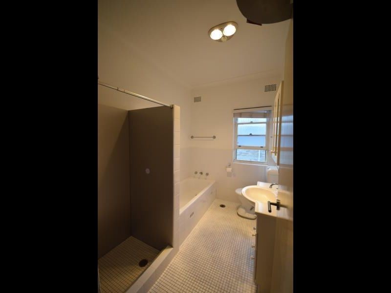 186 Russell Avenue, Dolls Point NSW 2219