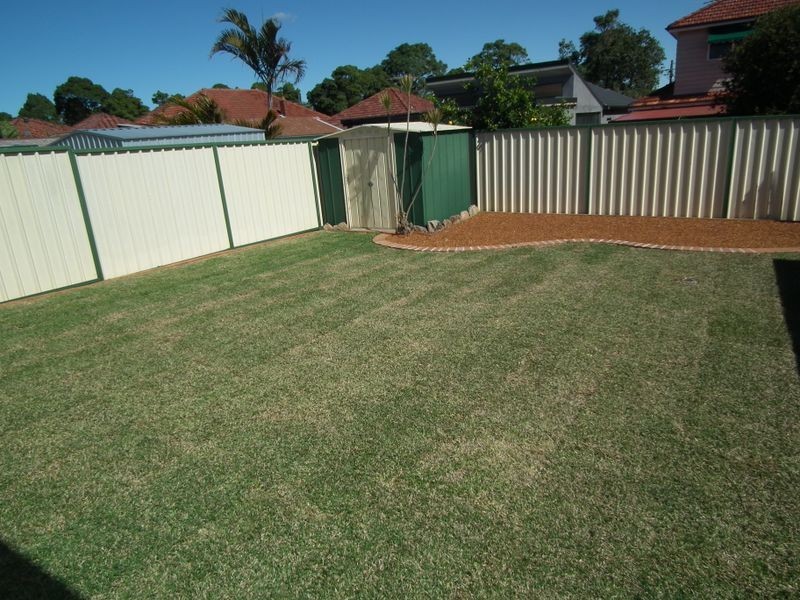 31 Junee crescent, Kingsgrove NSW 2208