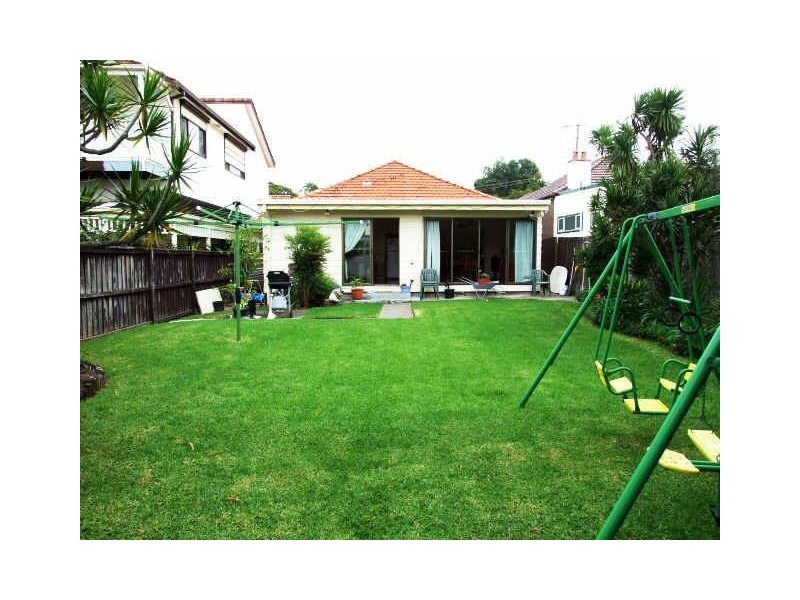 4 Bellbird Street, Canterbury NSW 2193