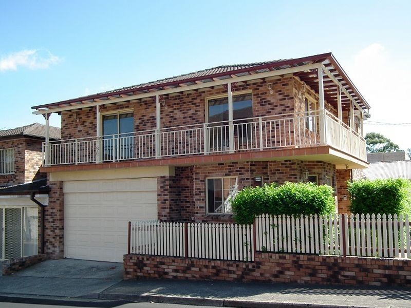 11 River street, Earlwood NSW 2206