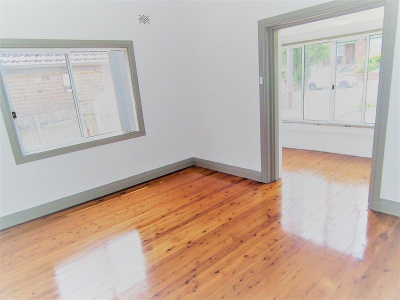 11 Frost Street, Earlwood NSW 2206