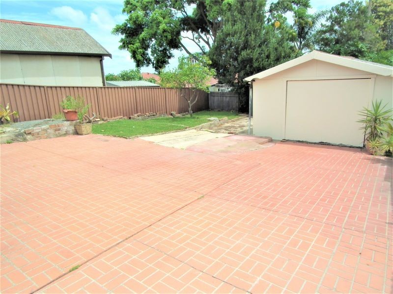 11 Frost Street, Earlwood NSW 2206