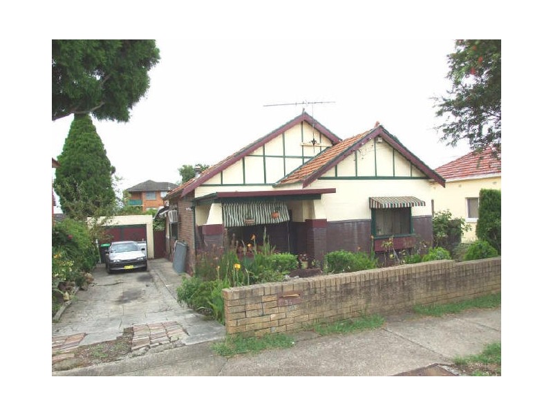36 Northcote St, Canterbury NSW 2193