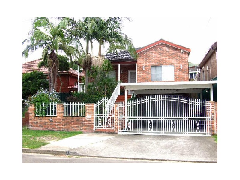 31 Nelson Road, Earlwood NSW 2206