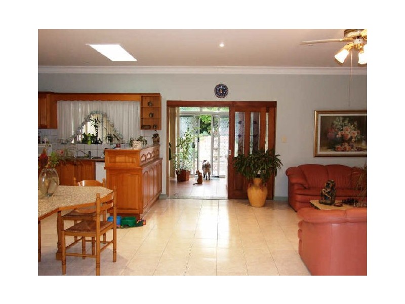 31 Nelson Road, Earlwood NSW 2206