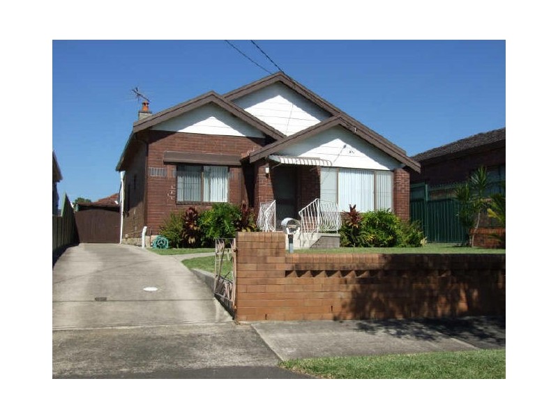 10 Lanark Avenue, Earlwood NSW 2206