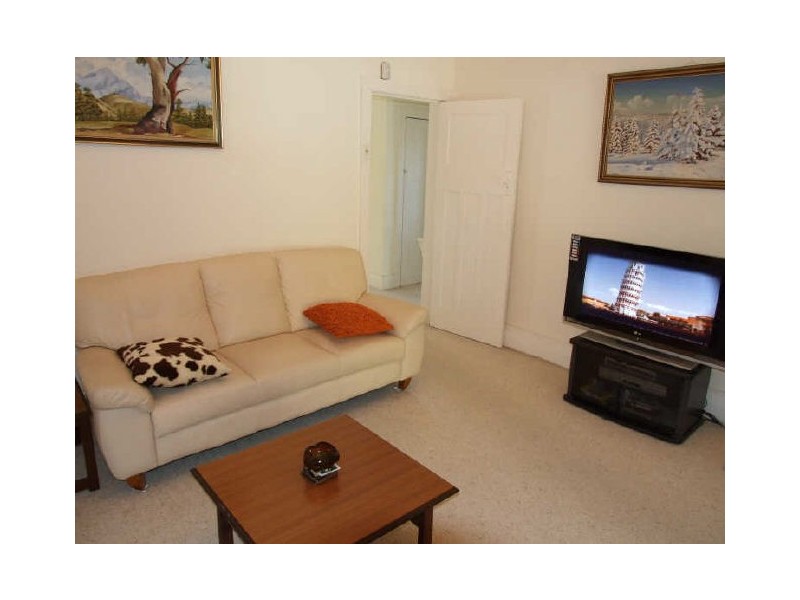 10 Lanark Avenue, Earlwood NSW 2206