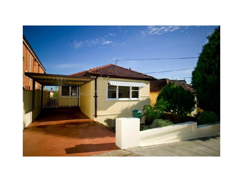 39 Stone st, Earlwood NSW 2206