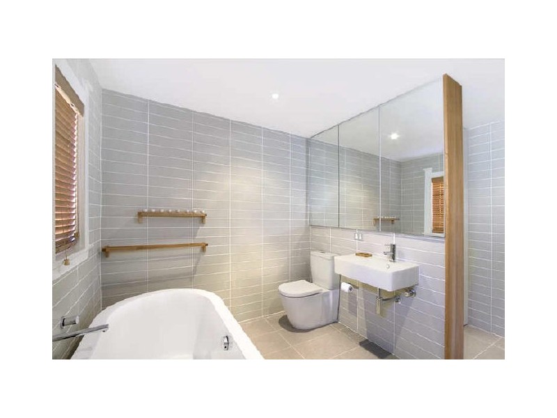 72 Grove St, Earlwood NSW 2206