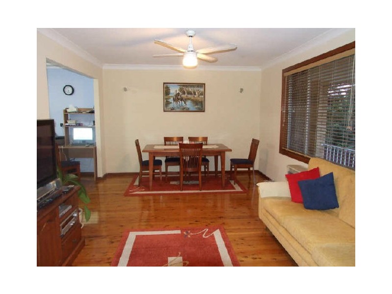 2/82 Wardell Rd, Earlwood NSW 2206