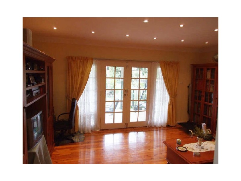 85 Permanent Ave, Earlwood NSW 2206