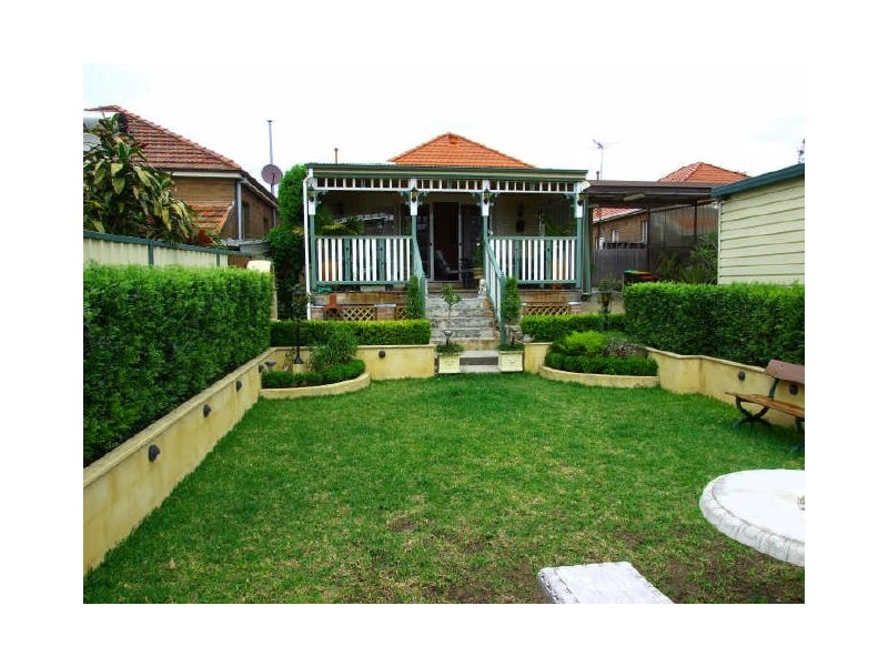 85 Permanent Ave, Earlwood NSW 2206