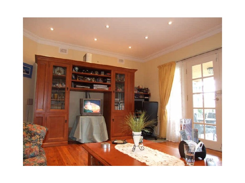 85 Permanent Ave, Earlwood NSW 2206