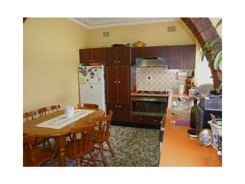 85 Permanent Ave, Earlwood NSW 2206