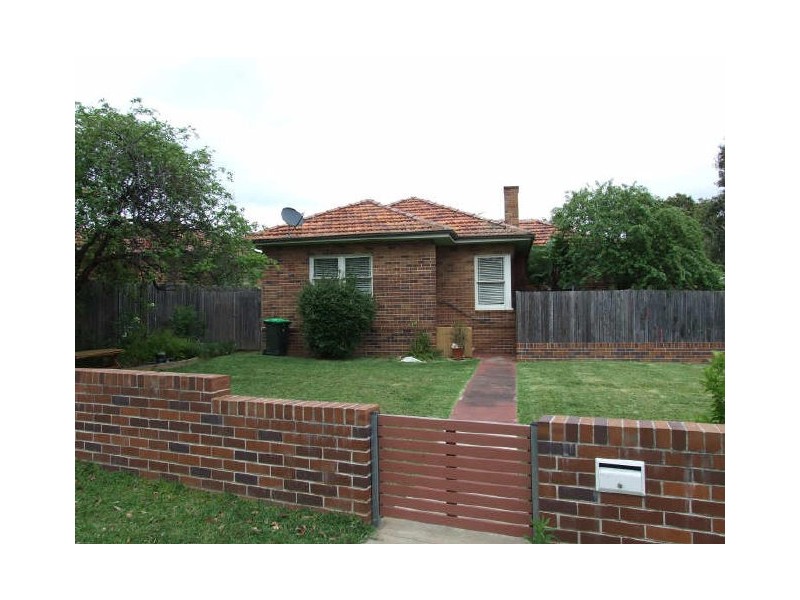 49 Legge St, Roselands NSW 2196