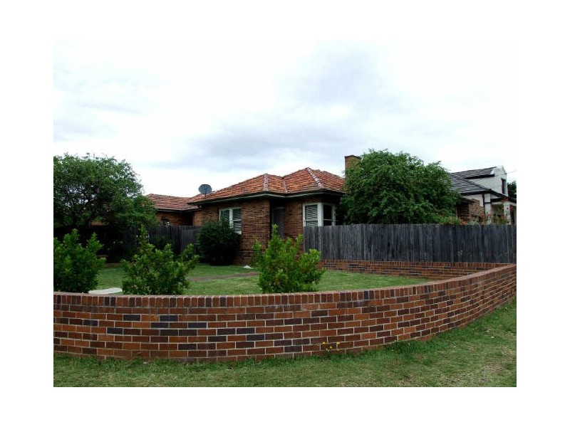 49 Legge St, Roselands NSW 2196