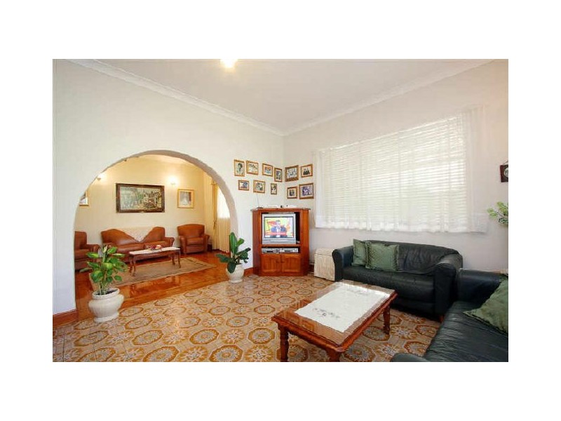 29 Messiter Street, Campsie NSW 2194