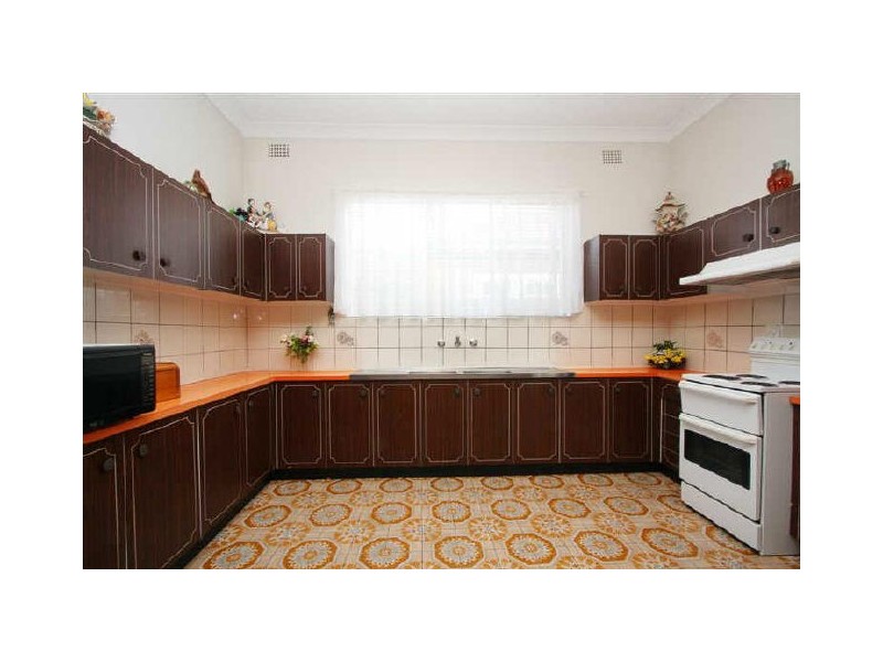 29 Messiter Street, Campsie NSW 2194